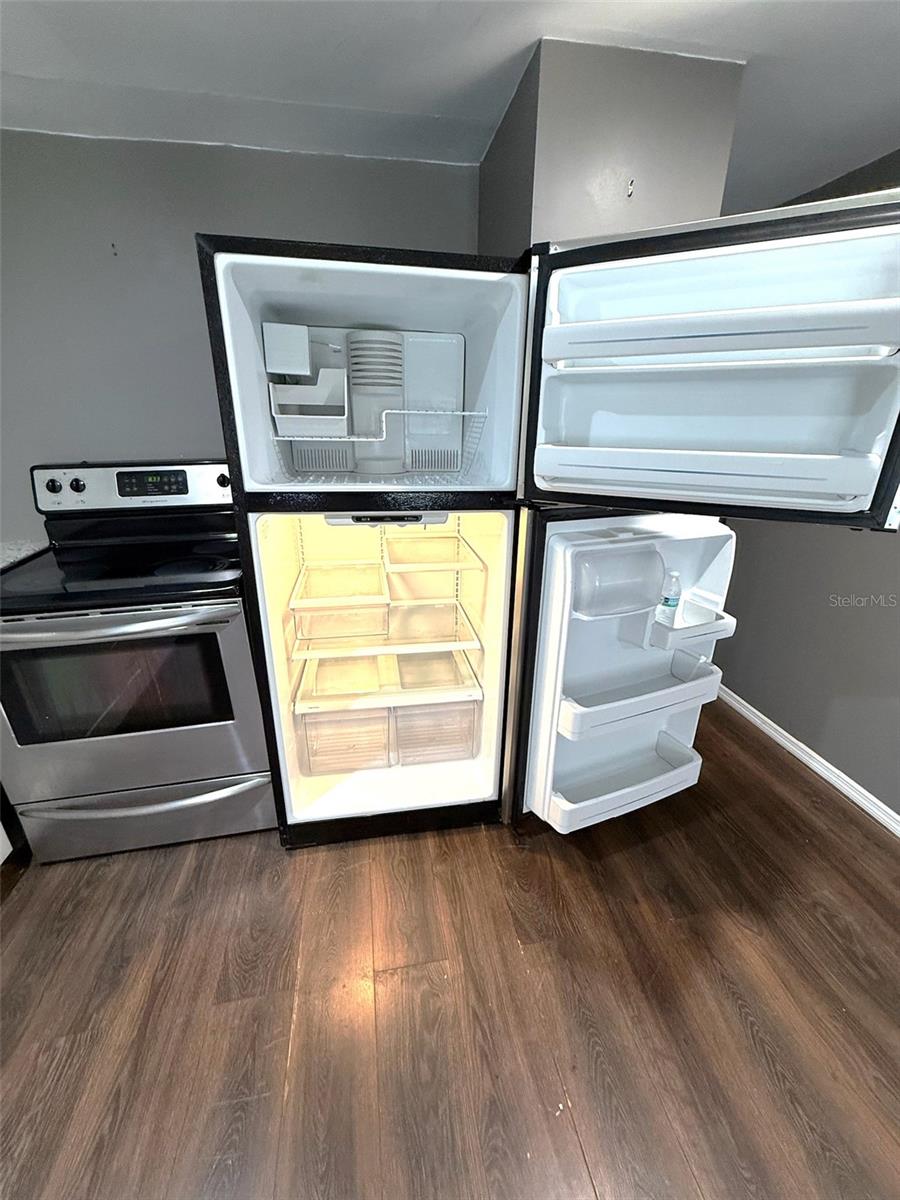 TB8476682 Property Photo