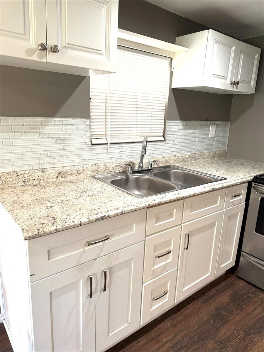 TB8476682 Property Photo