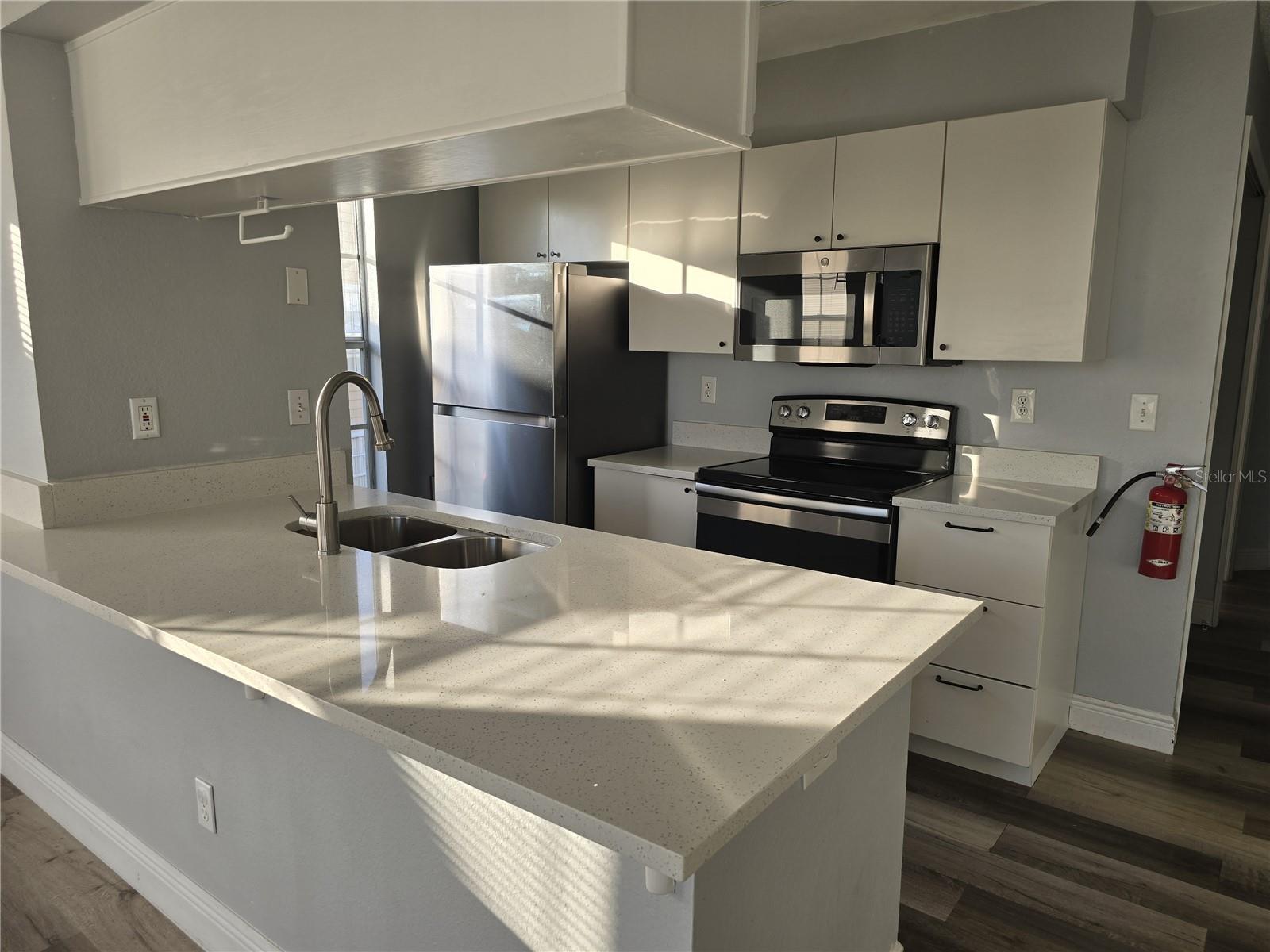 2494 SWEETWATER CLUB CIR #52, KISSIMMEE, FL, 34746