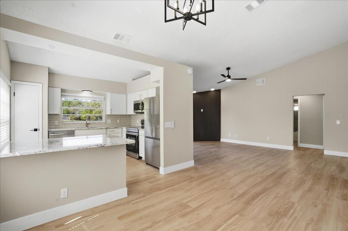 1723 ELK SPRING DR, BRANDON, FL, 33511