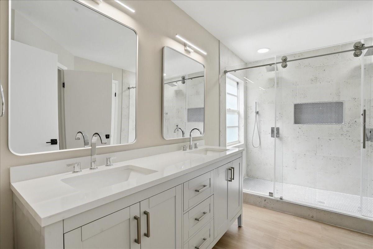 1723 ELK SPRING DR, BRANDON, FL, 33511