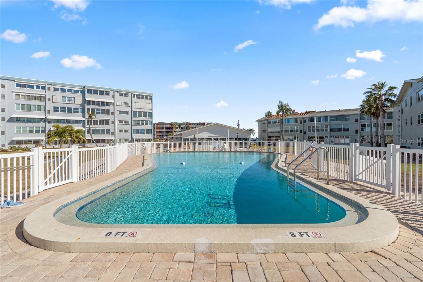 1898 SHORE DR S #319, SOUTH PASADENA, FL, 33707