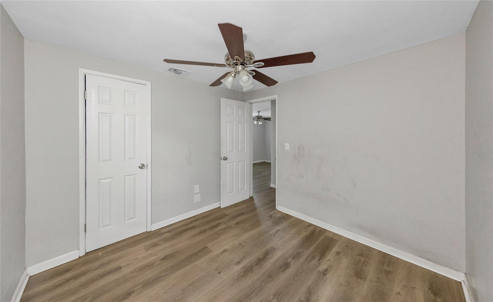 Master Bedroom - Reverse View