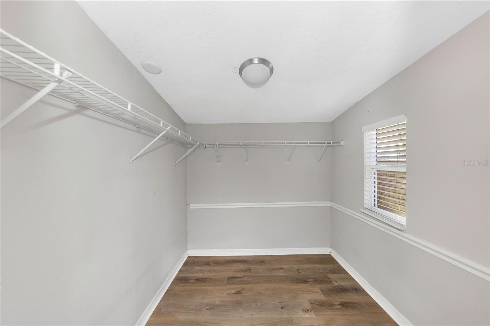 Master Bedroom - Closet