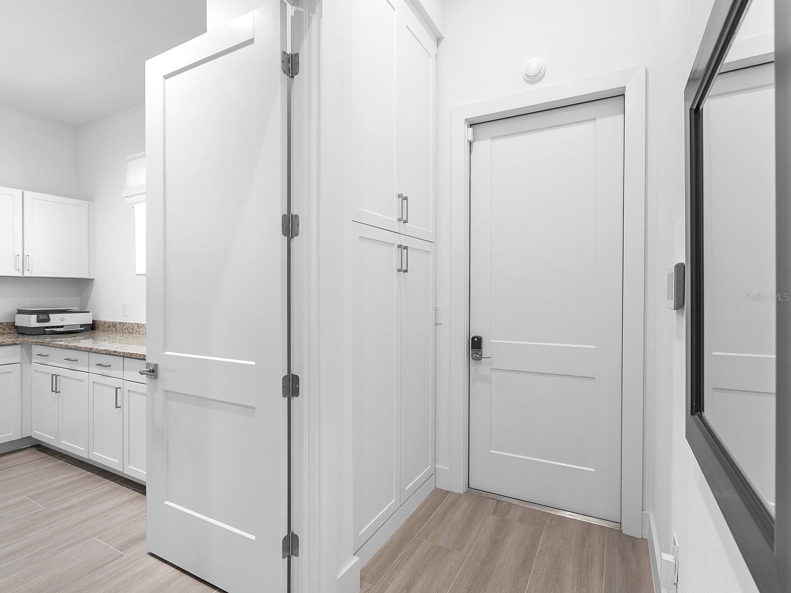 A4682757 Property Photo