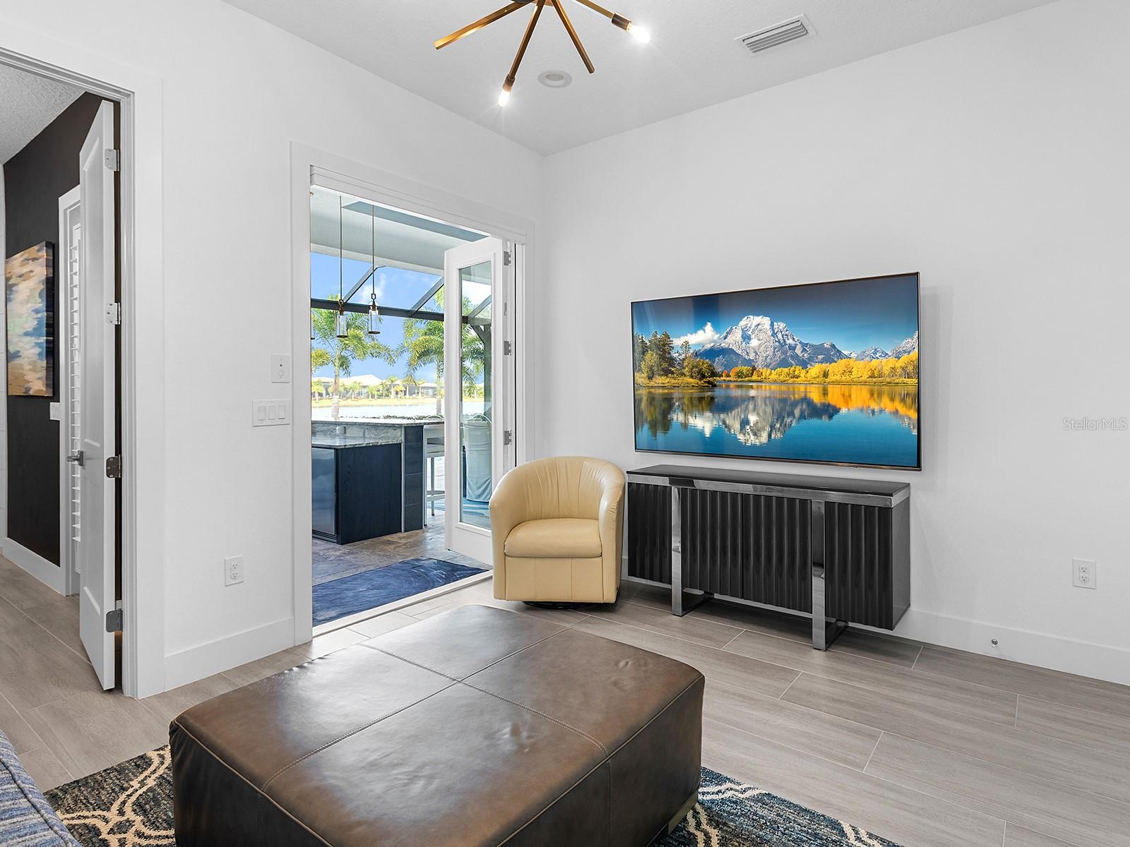 A4682757 Property Photo