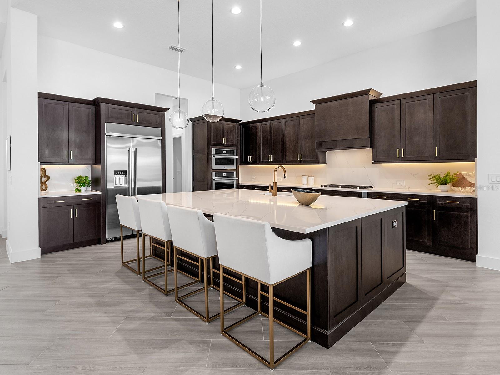 A4682757 Property Photo