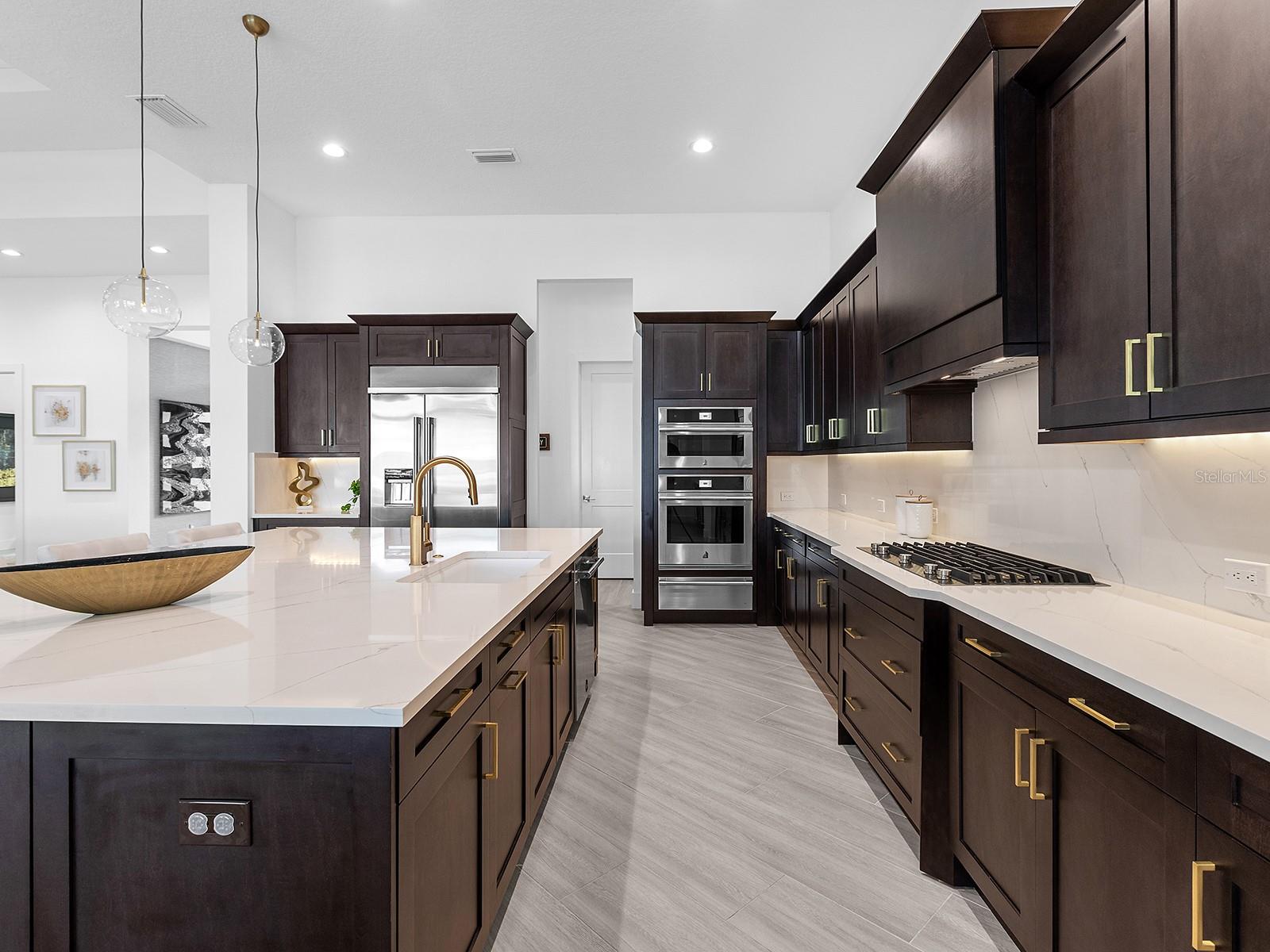 A4682757 Property Photo