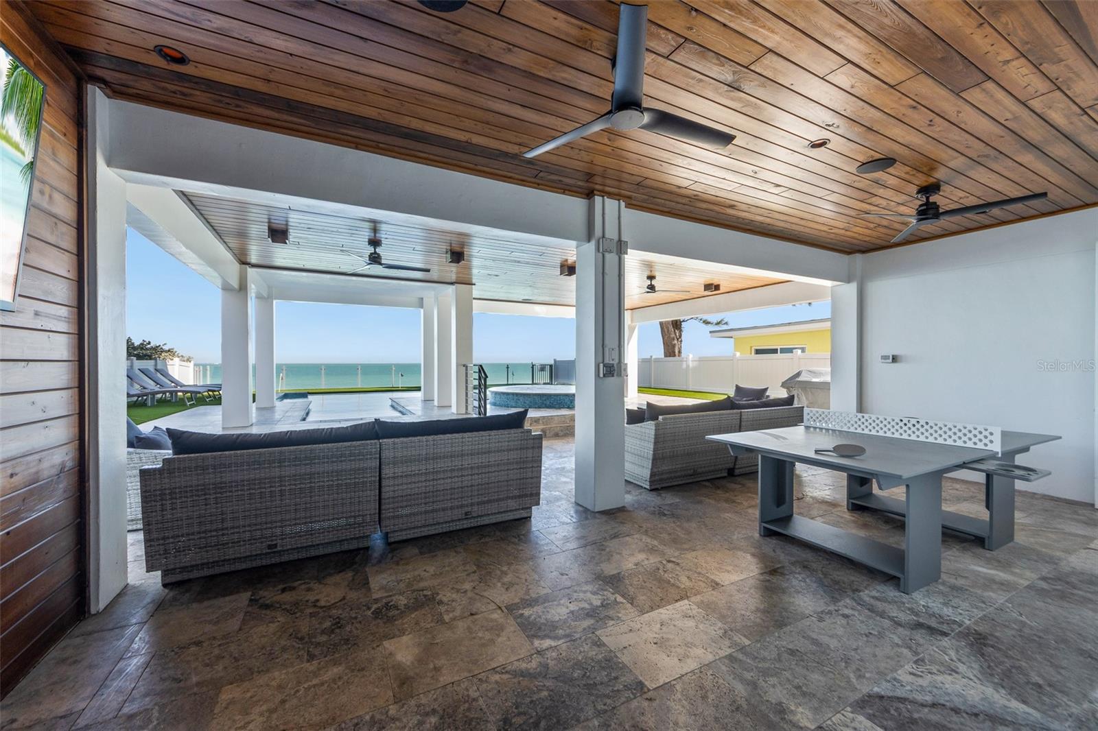 A4682764 Property Photo