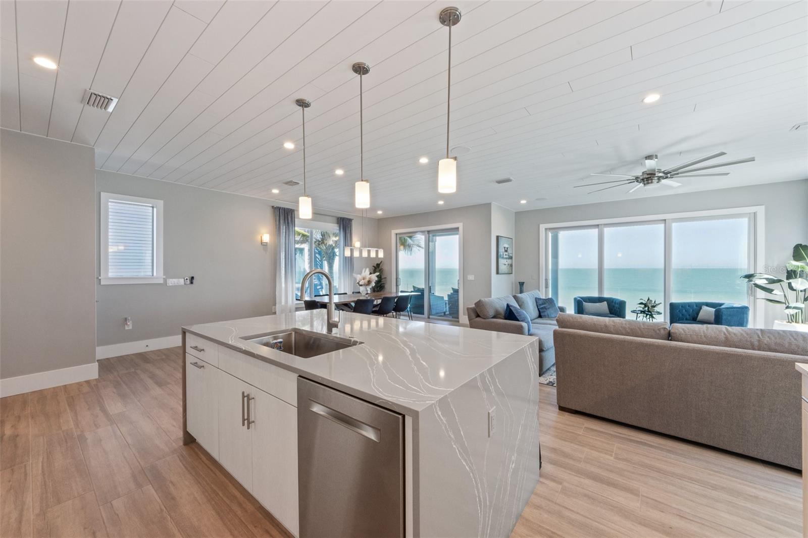 A4682764 Property Photo