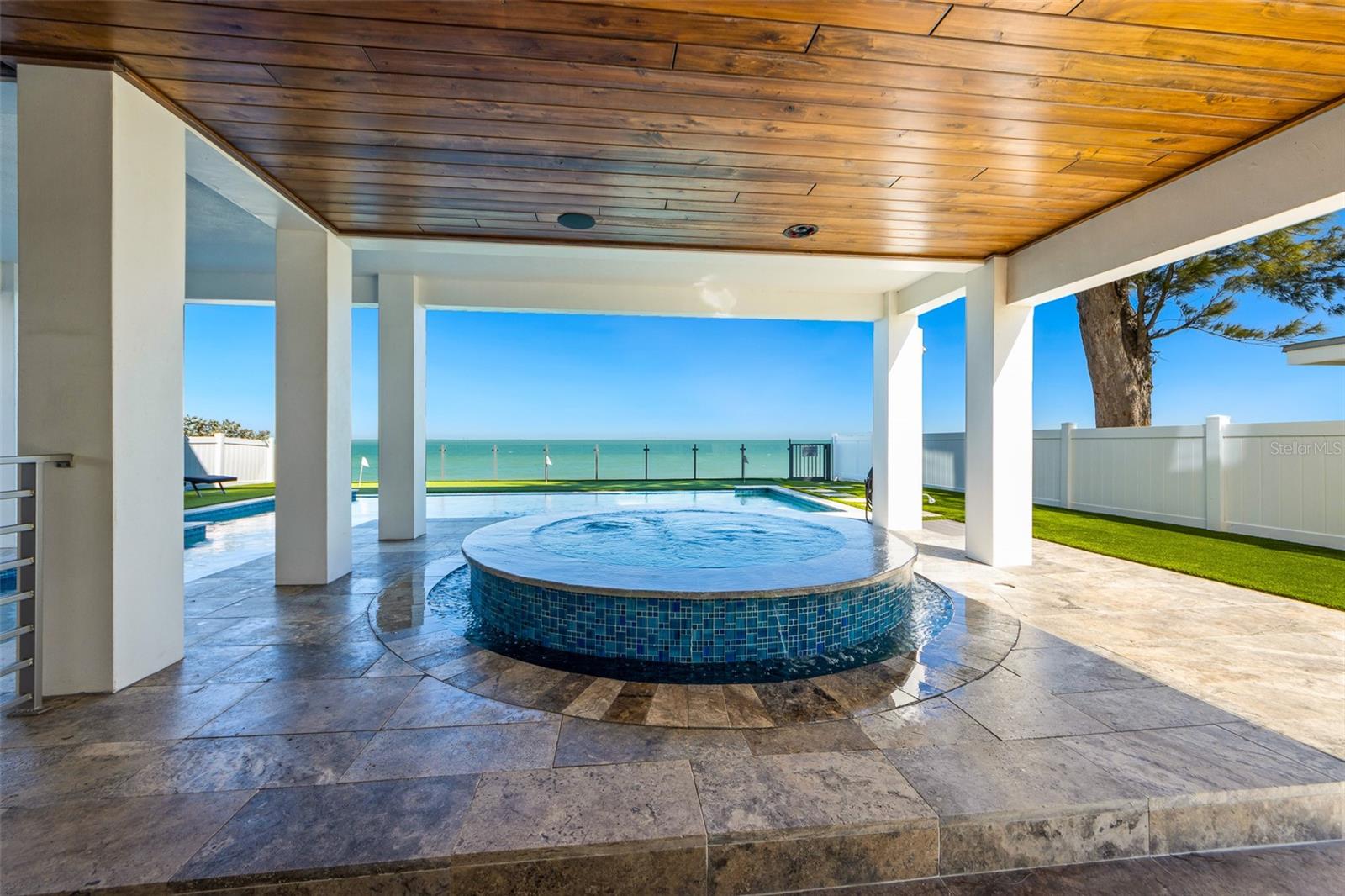 A4682764 Property Photo