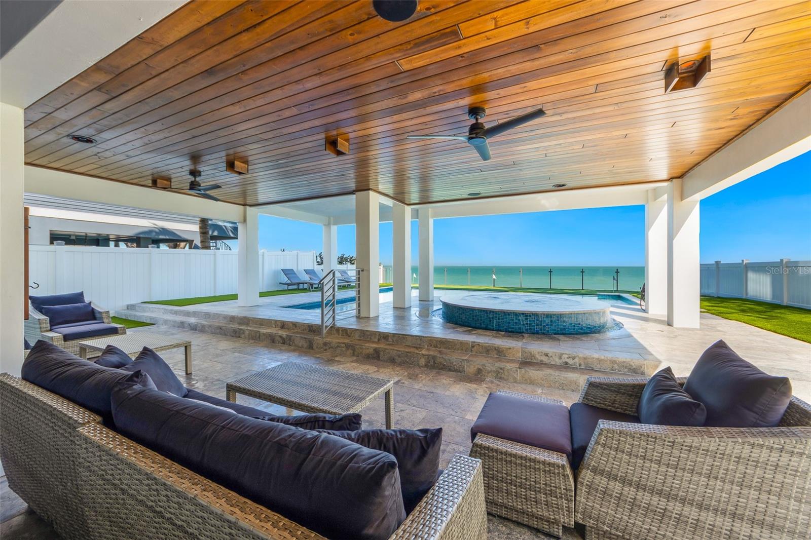 A4682764 Property Photo