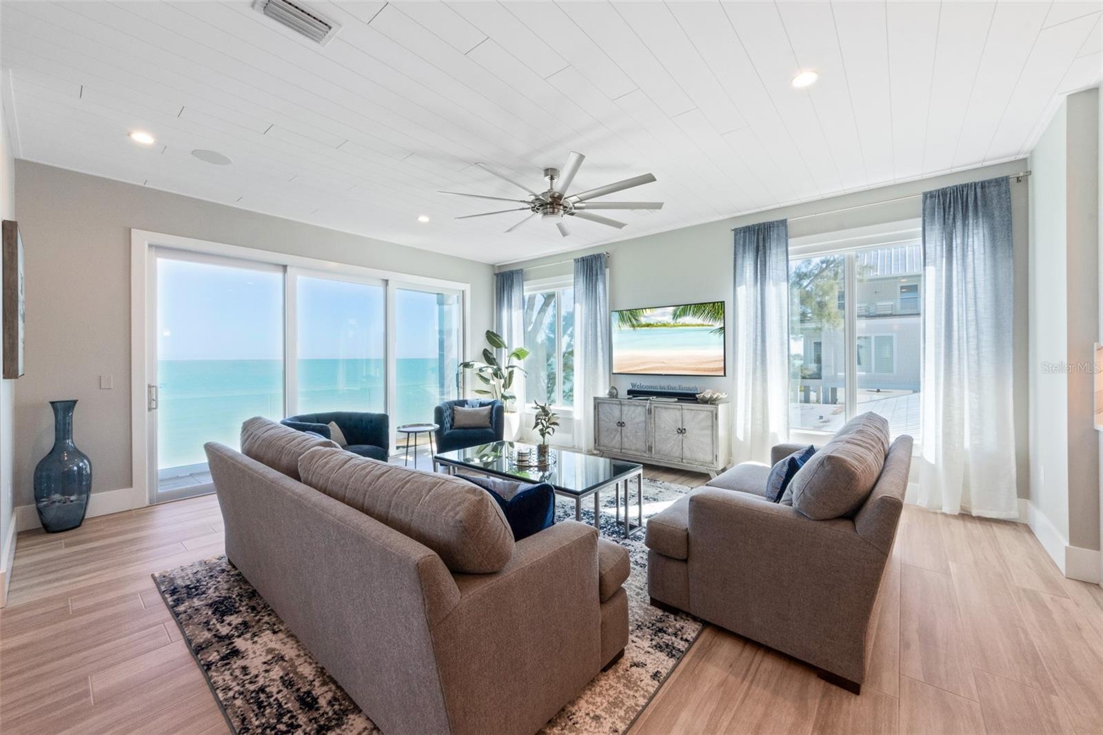 A4682764 Property Photo