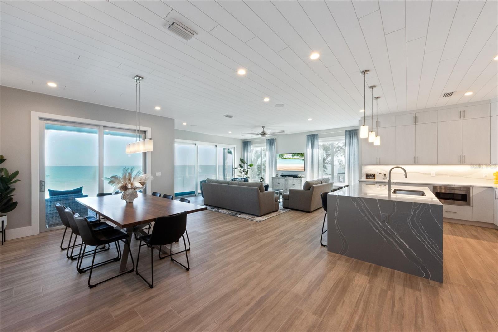 A4682764 Property Photo