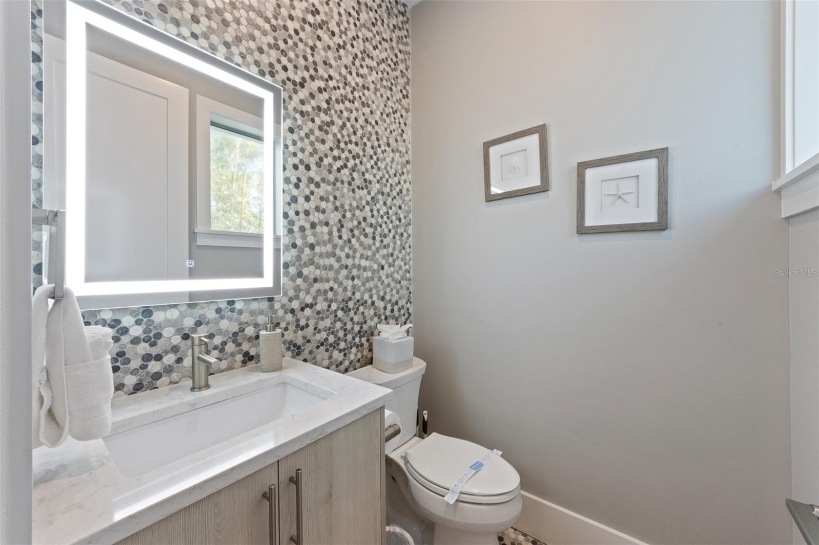 A4682764 Property Photo