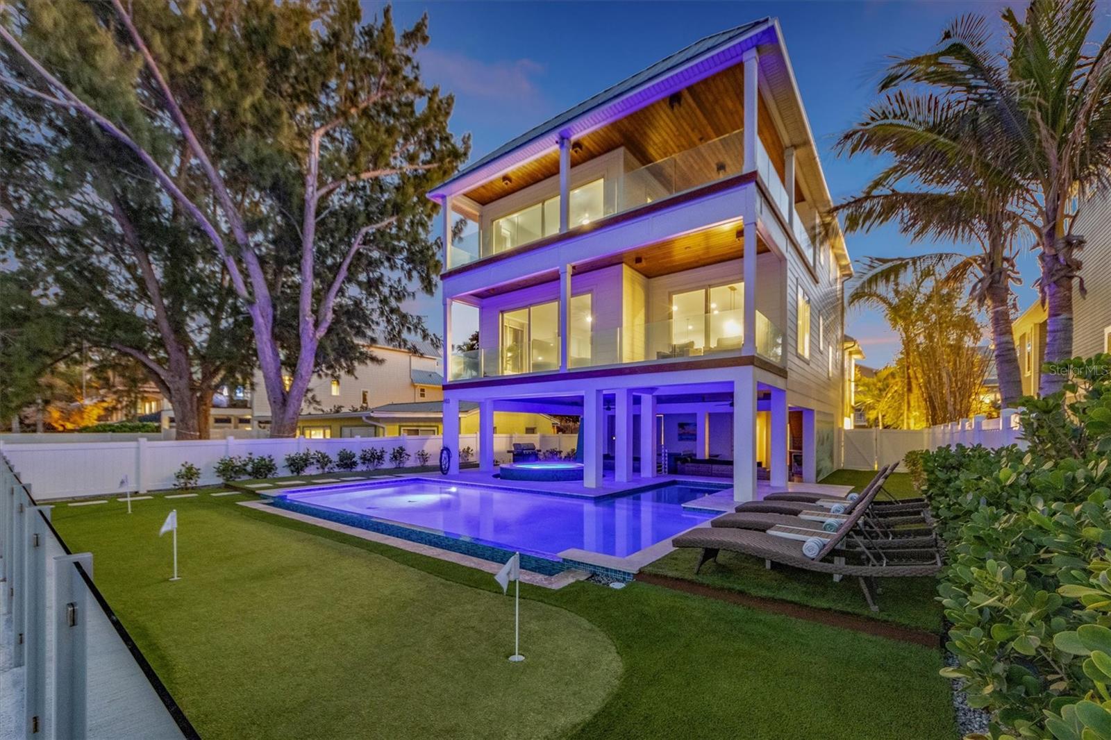 A4682764 Property Photo