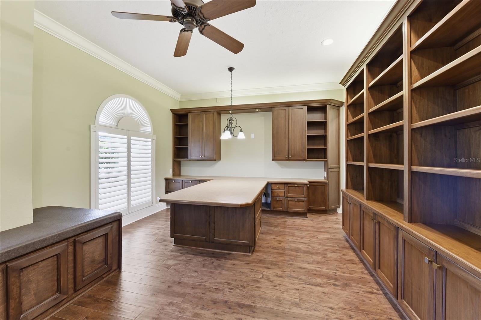 A4682766 Property Photo