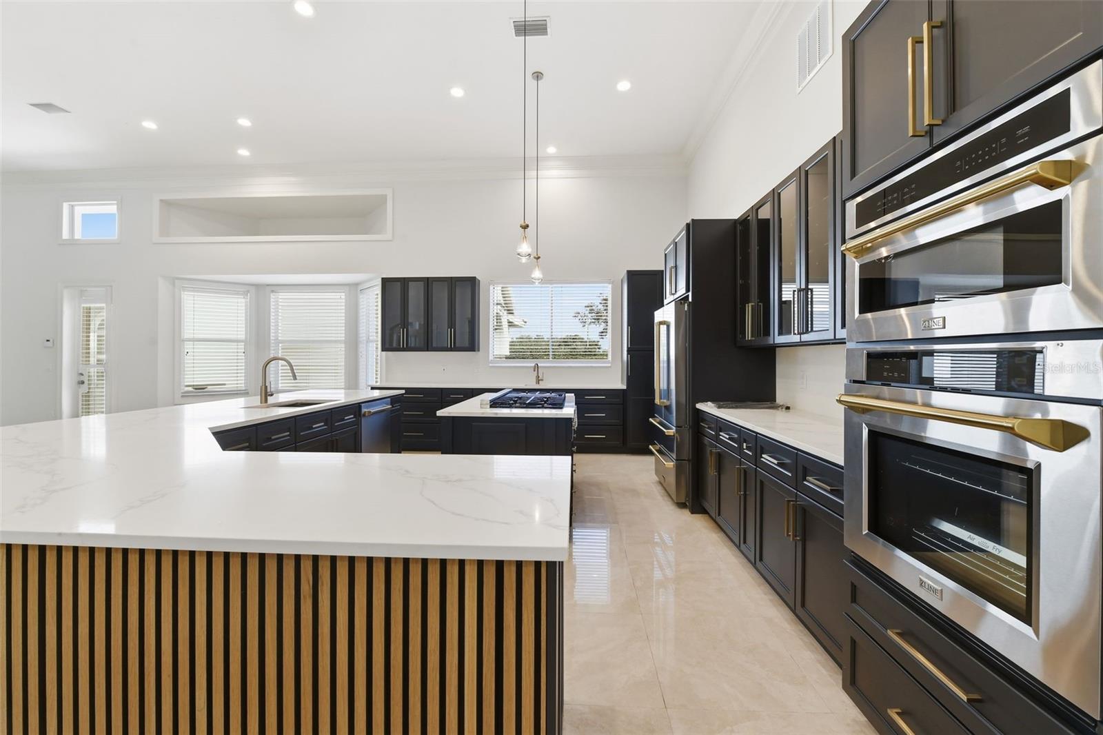 A4682766 Property Photo