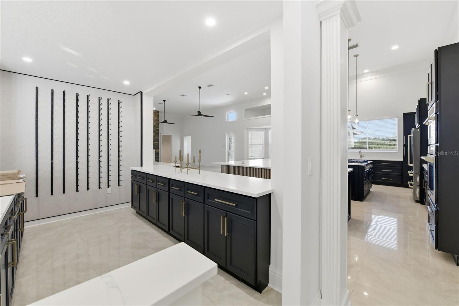 A4682766 Property Photo