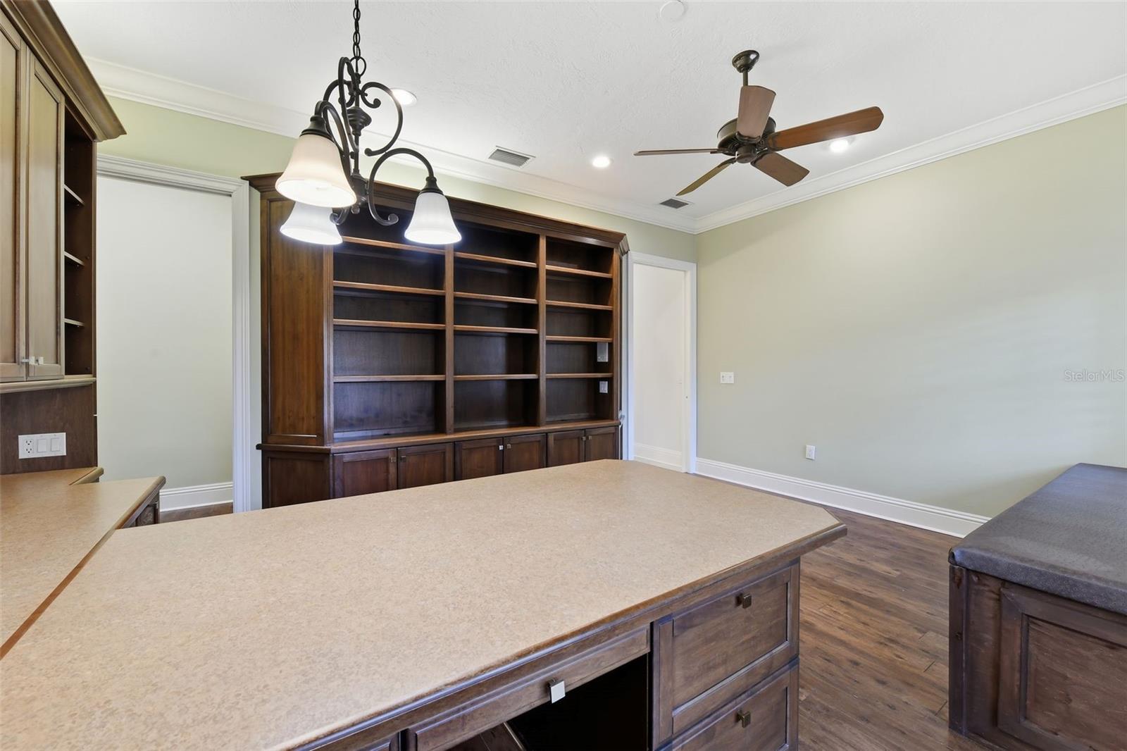 A4682766 Property Photo