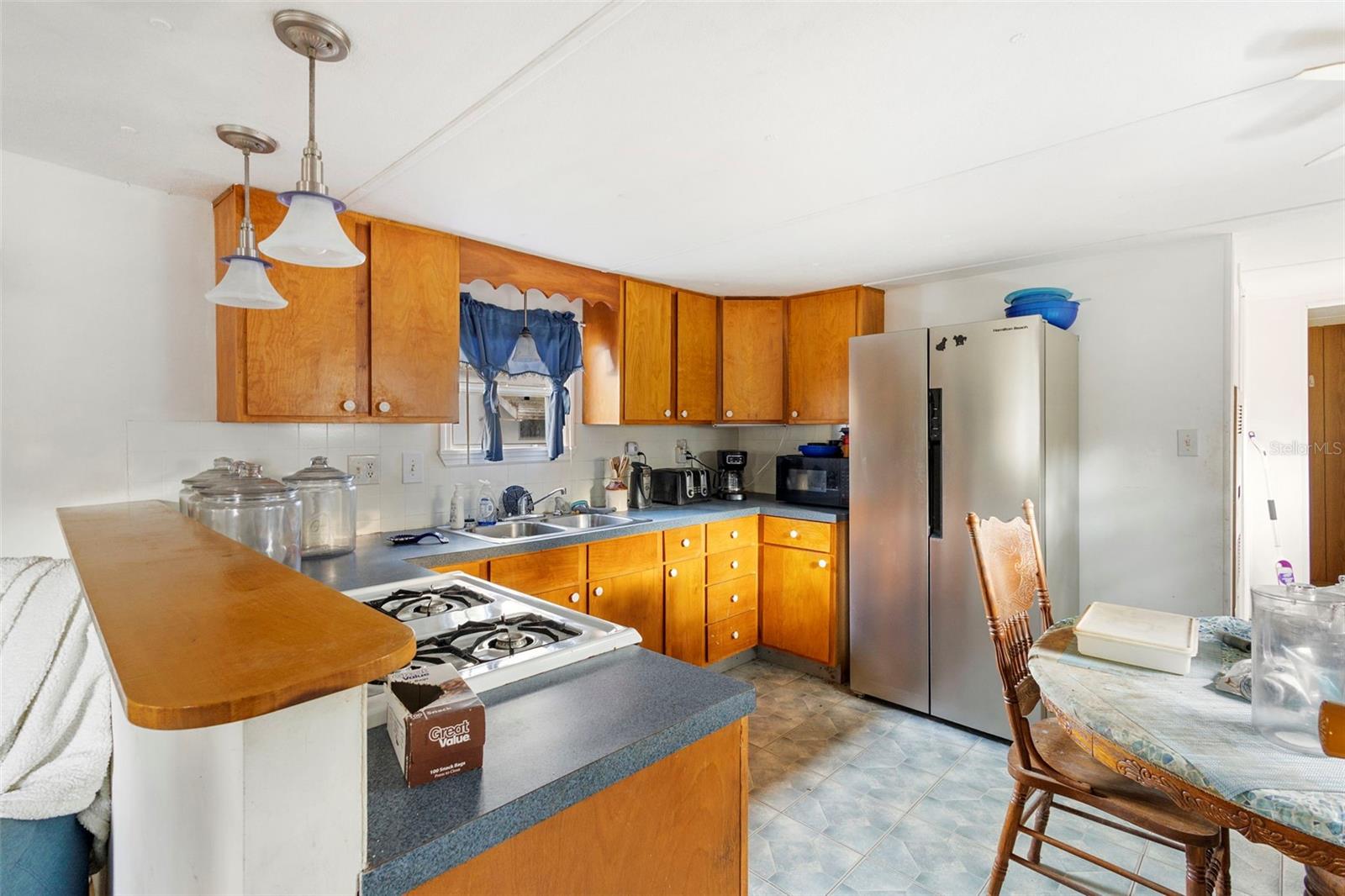 O6382977 Property Photo