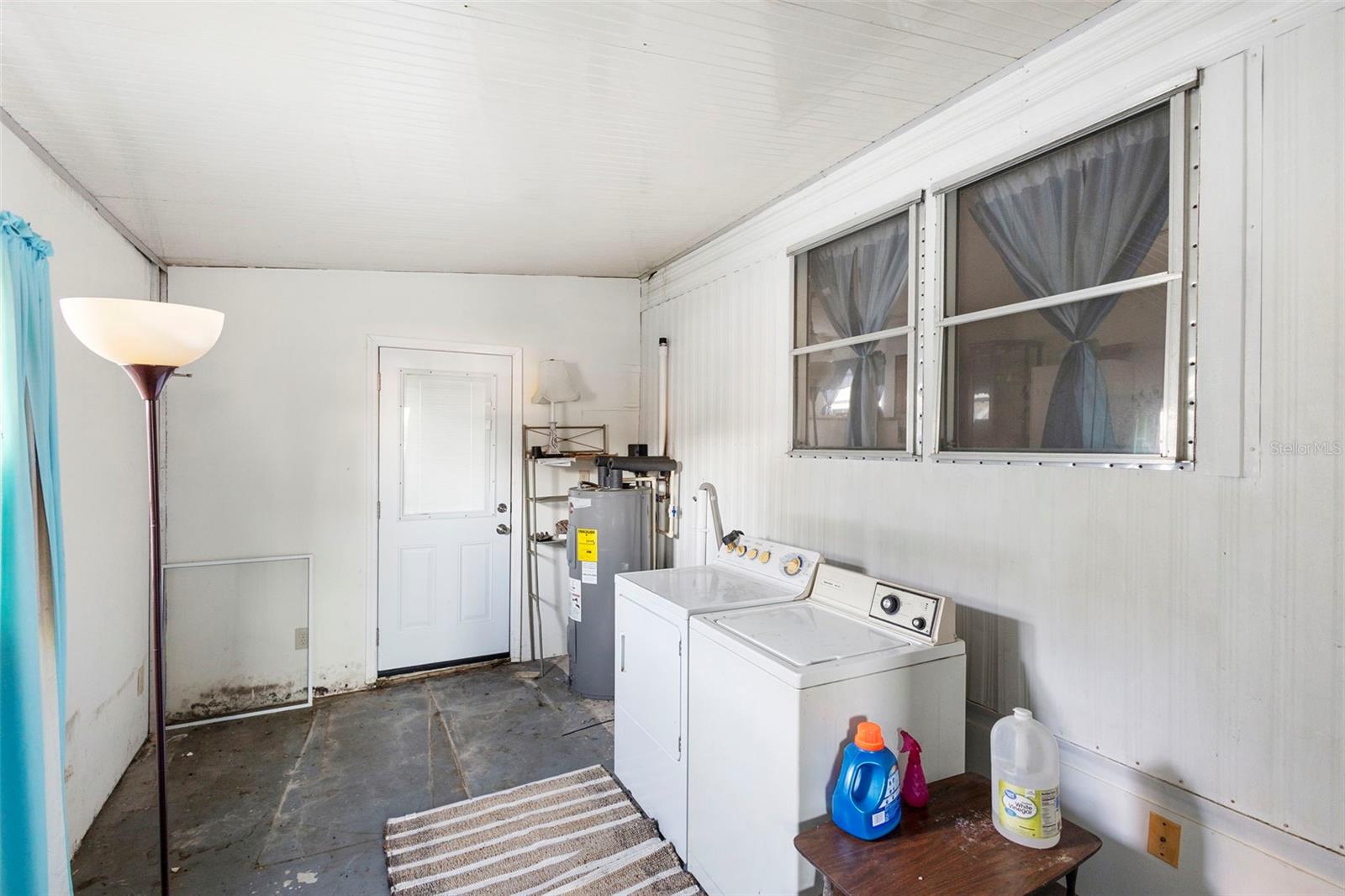 O6382977 Property Photo