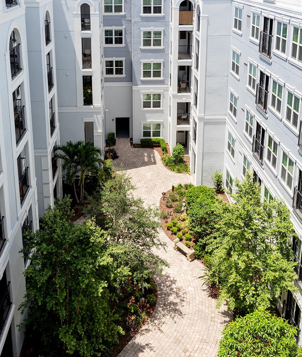 GRANDE DOWNTOWN ORLANDO, ORLANDO, FL, 32801