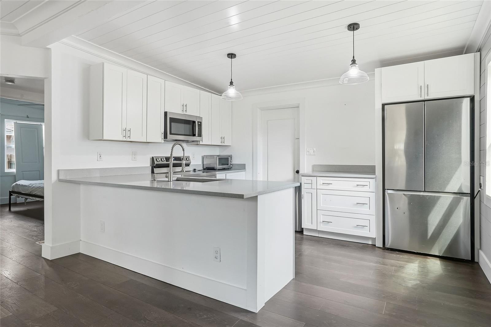 1137 40TH ST, SARASOTA, FL, 34234