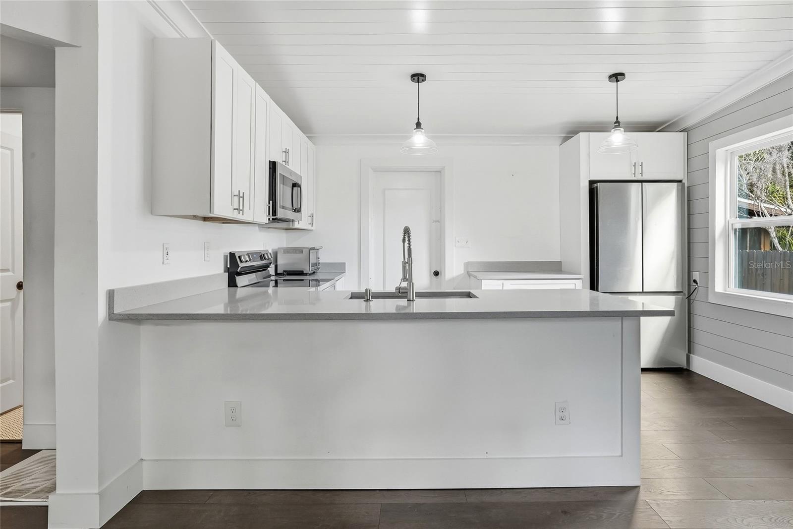 1137 40TH ST, SARASOTA, FL, 34234