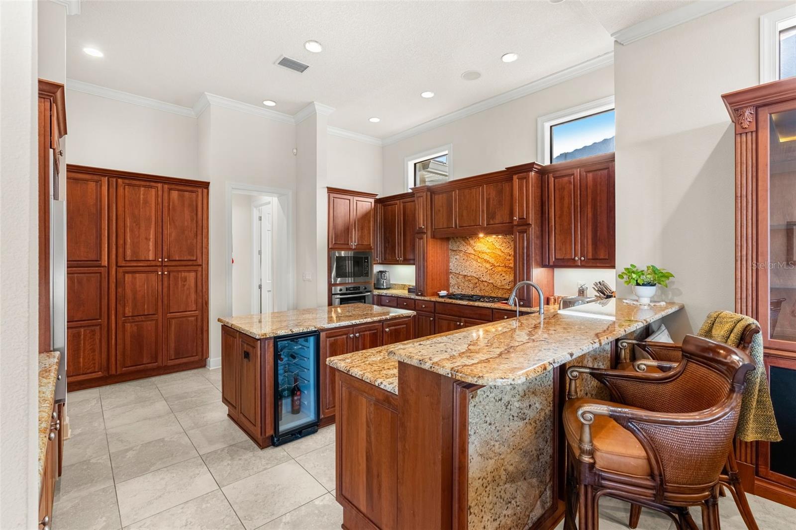 A4682776 Property Photo