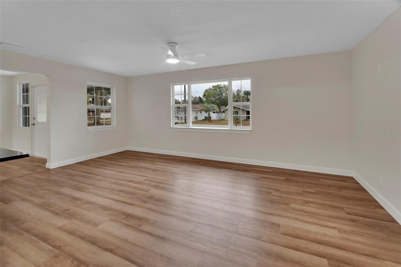 218 LUCERNE DR, DEBARY, FL, 32713