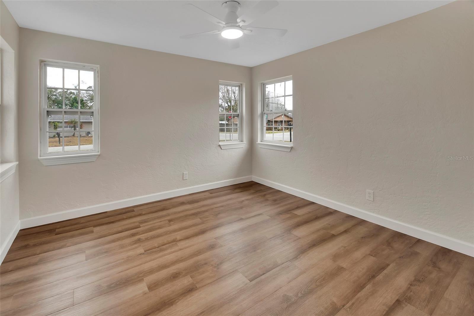 218 LUCERNE DR, DEBARY, FL, 32713