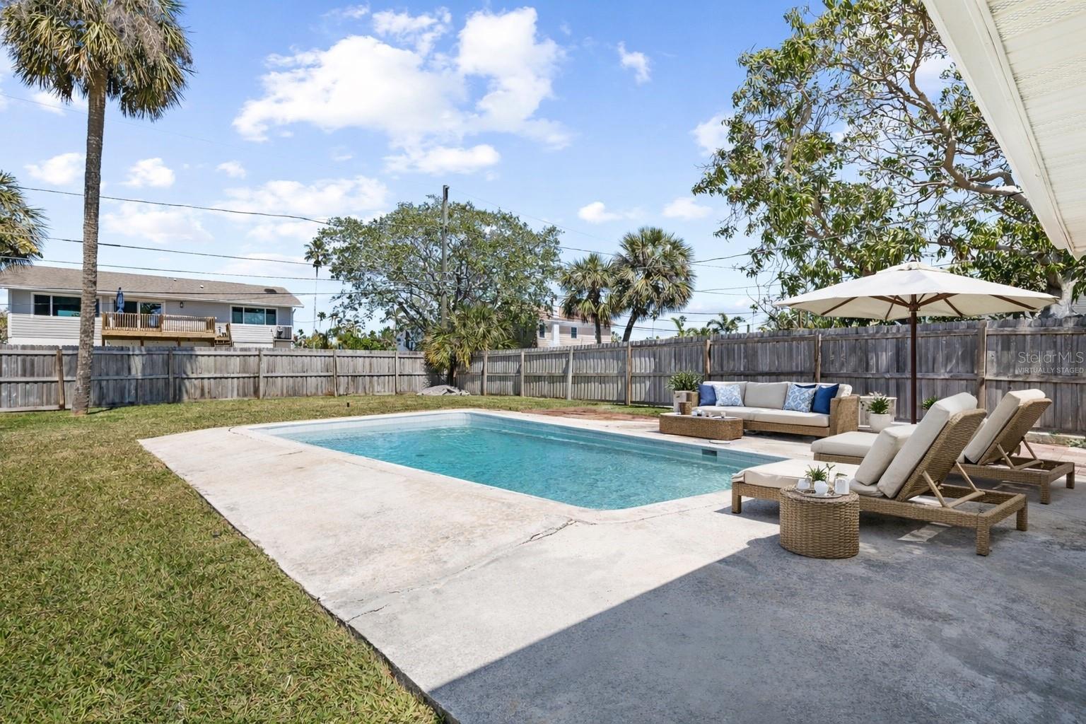 Virtually staged patio furniture