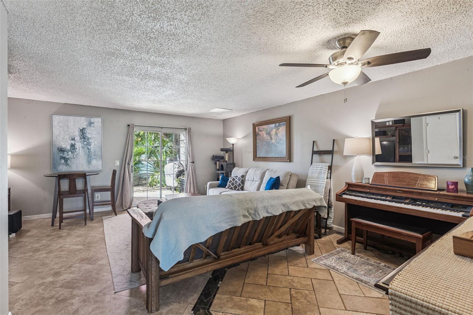 2538 RIO PINAR LAKES BLVD, ORLANDO, FL, 32822