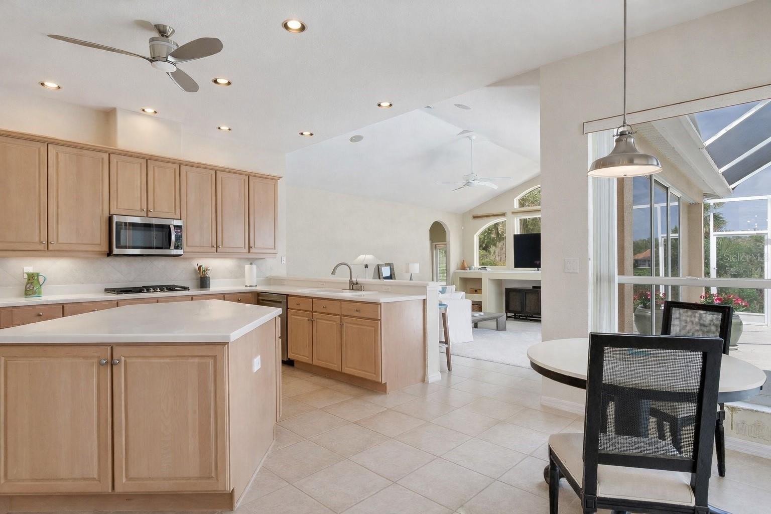 10228 ESTUARY DR, TAMPA, FL, 33647