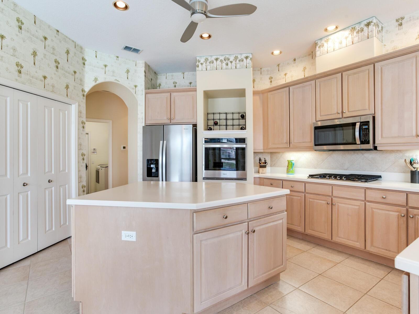 10228 ESTUARY DR, TAMPA, FL, 33647