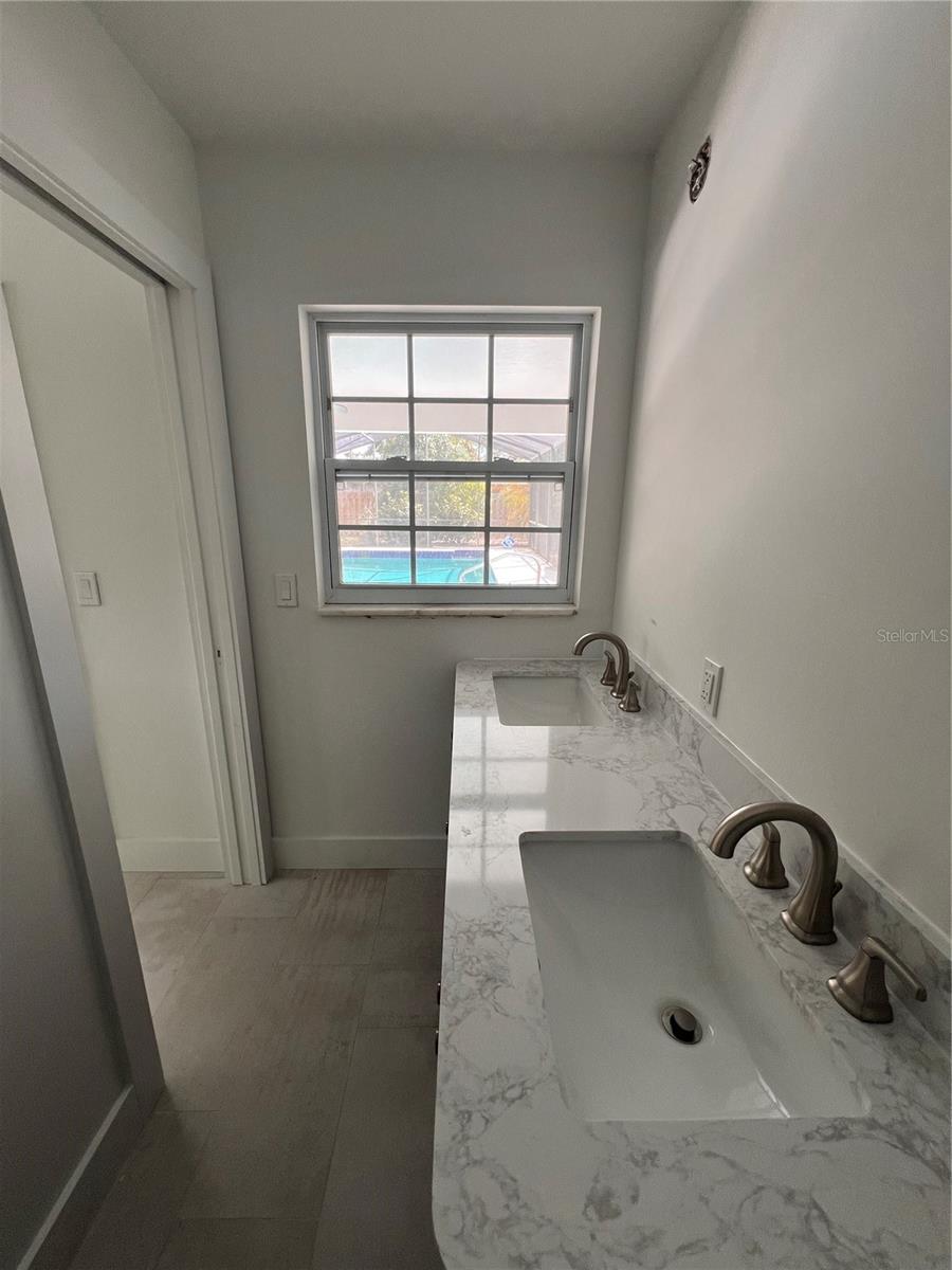 2724 MONTEREY ST, SARASOTA, FL, 34231