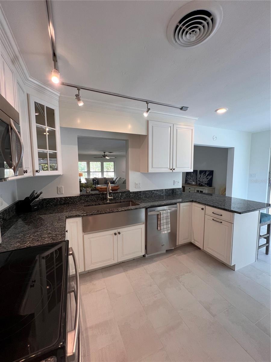 2724 MONTEREY ST, SARASOTA, FL, 34231