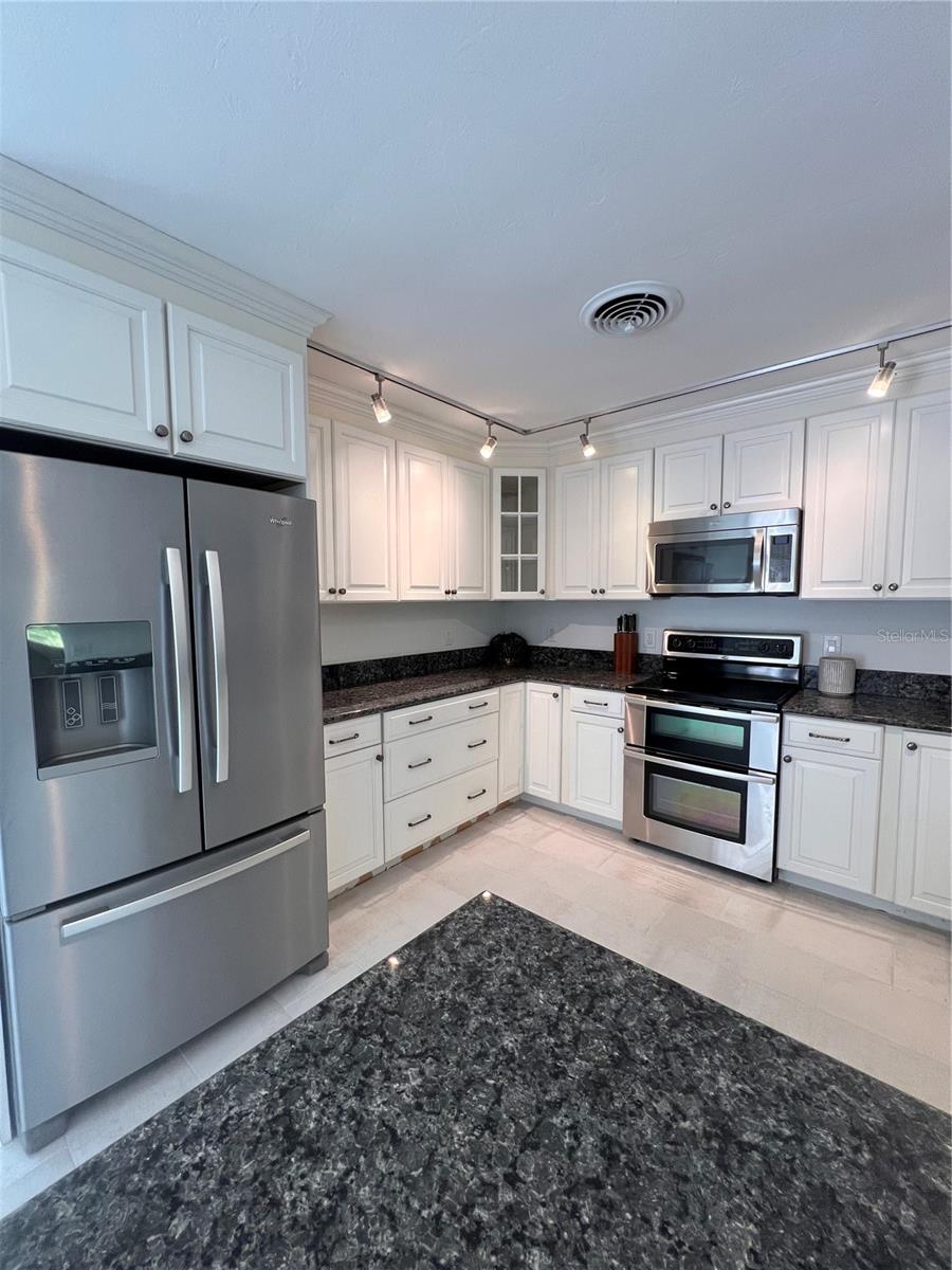 2724 MONTEREY ST, SARASOTA, FL, 34231