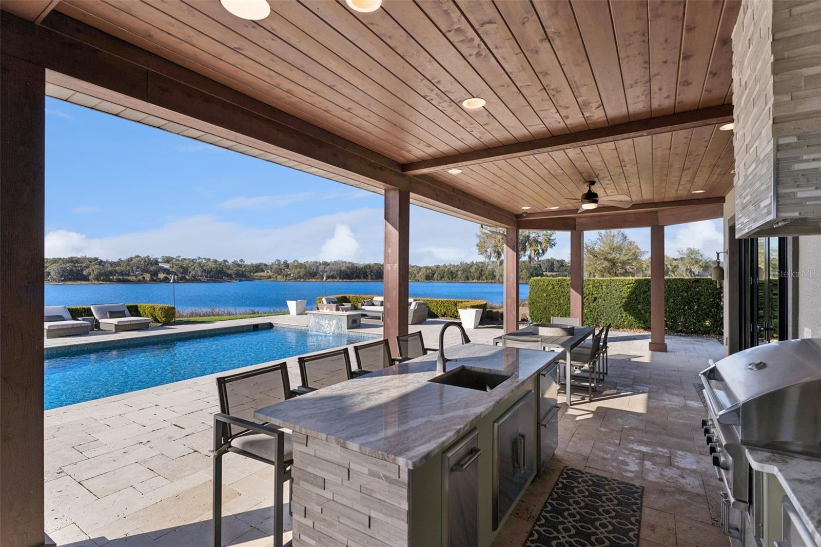 O6383050 Property Photo