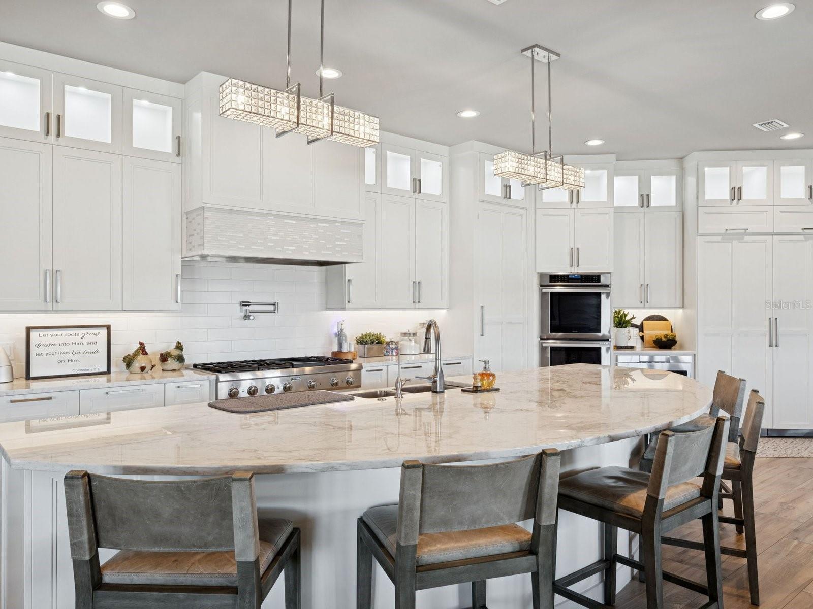 O6383050 Property Photo