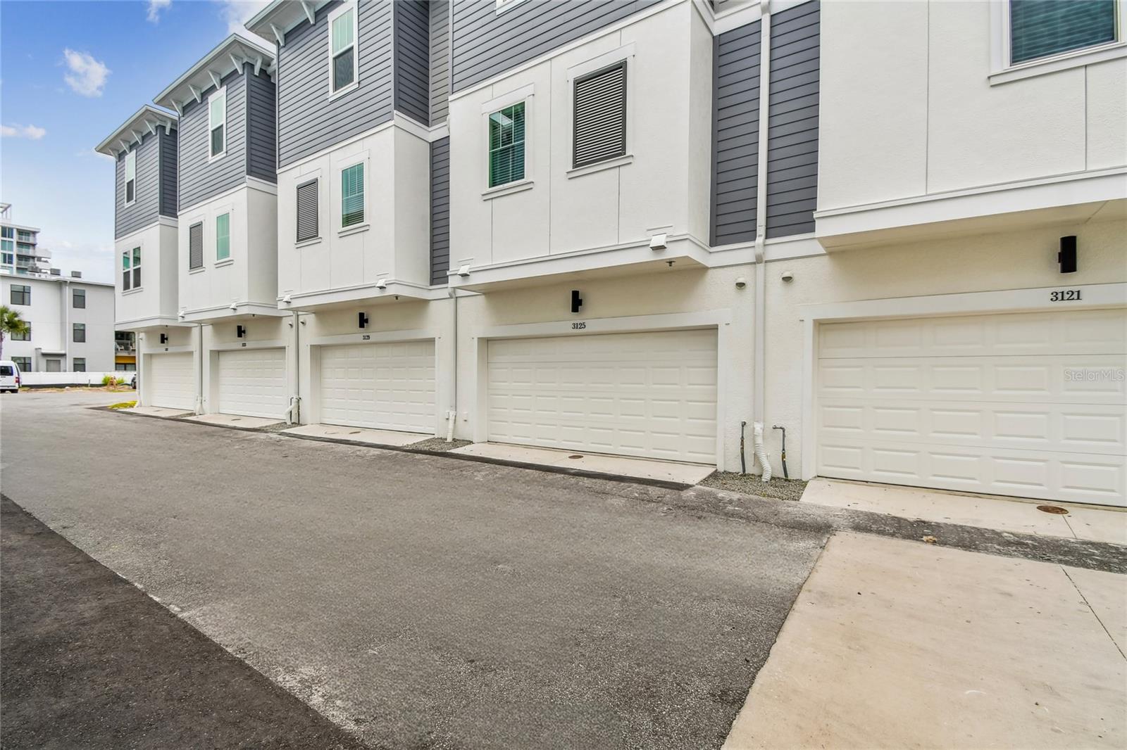 TB8476950 Property Photo