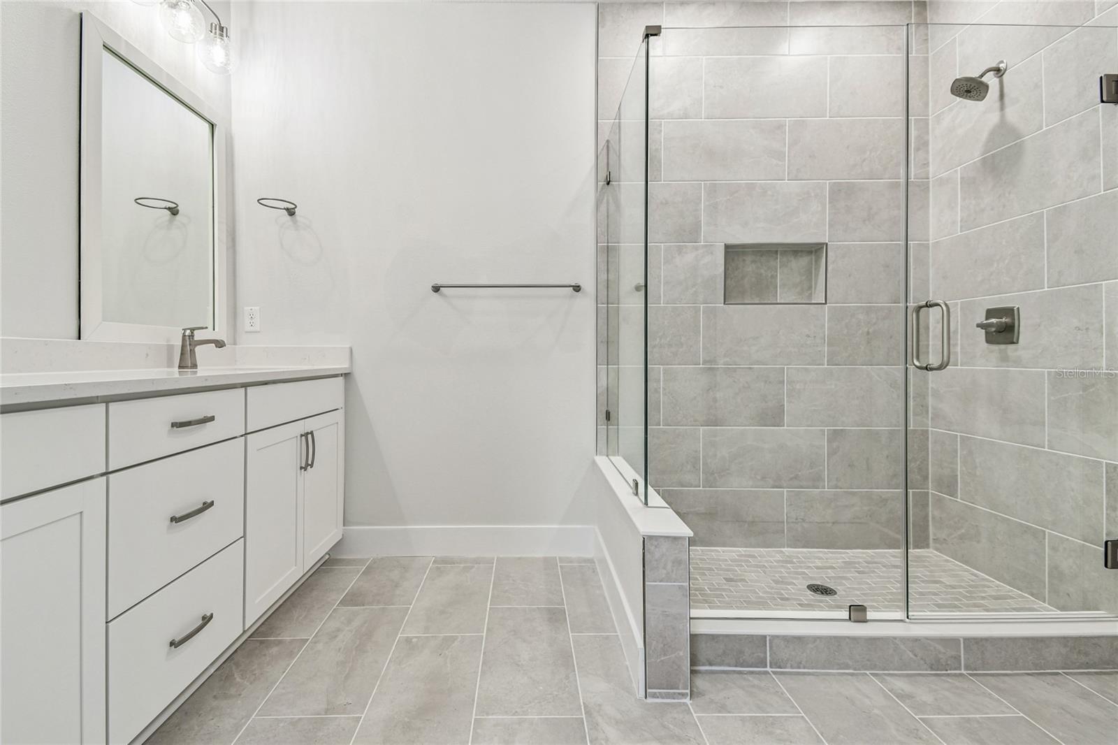 TB8476950 Property Photo