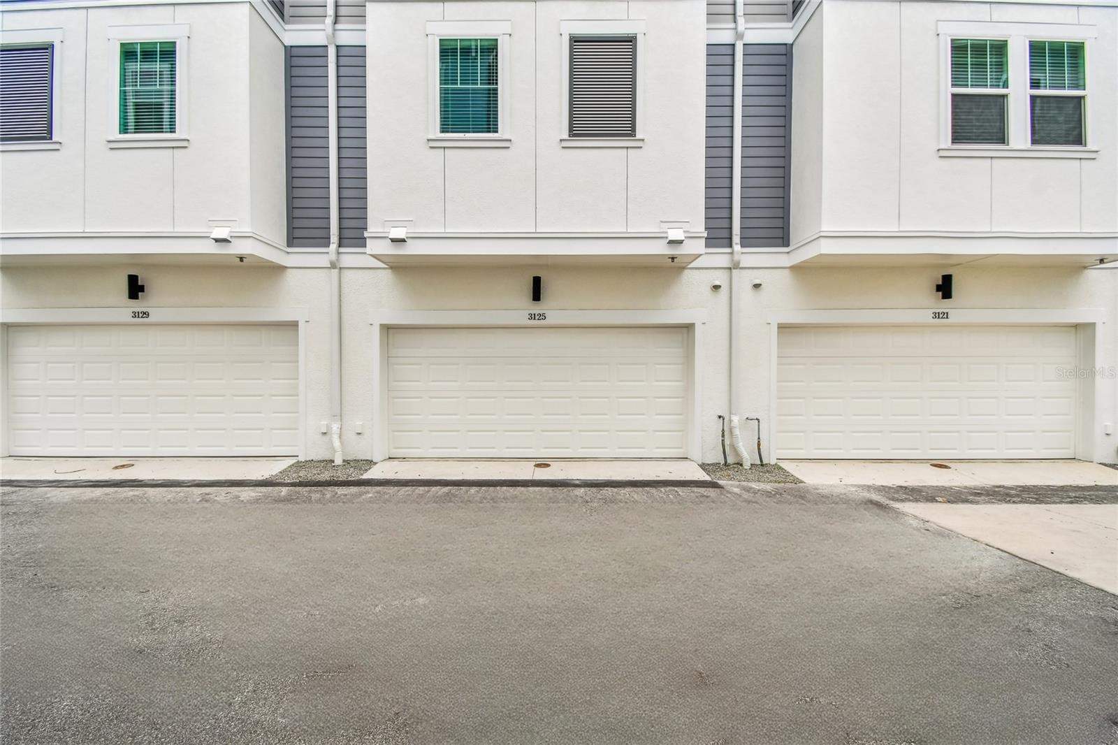 TB8476950 Property Photo