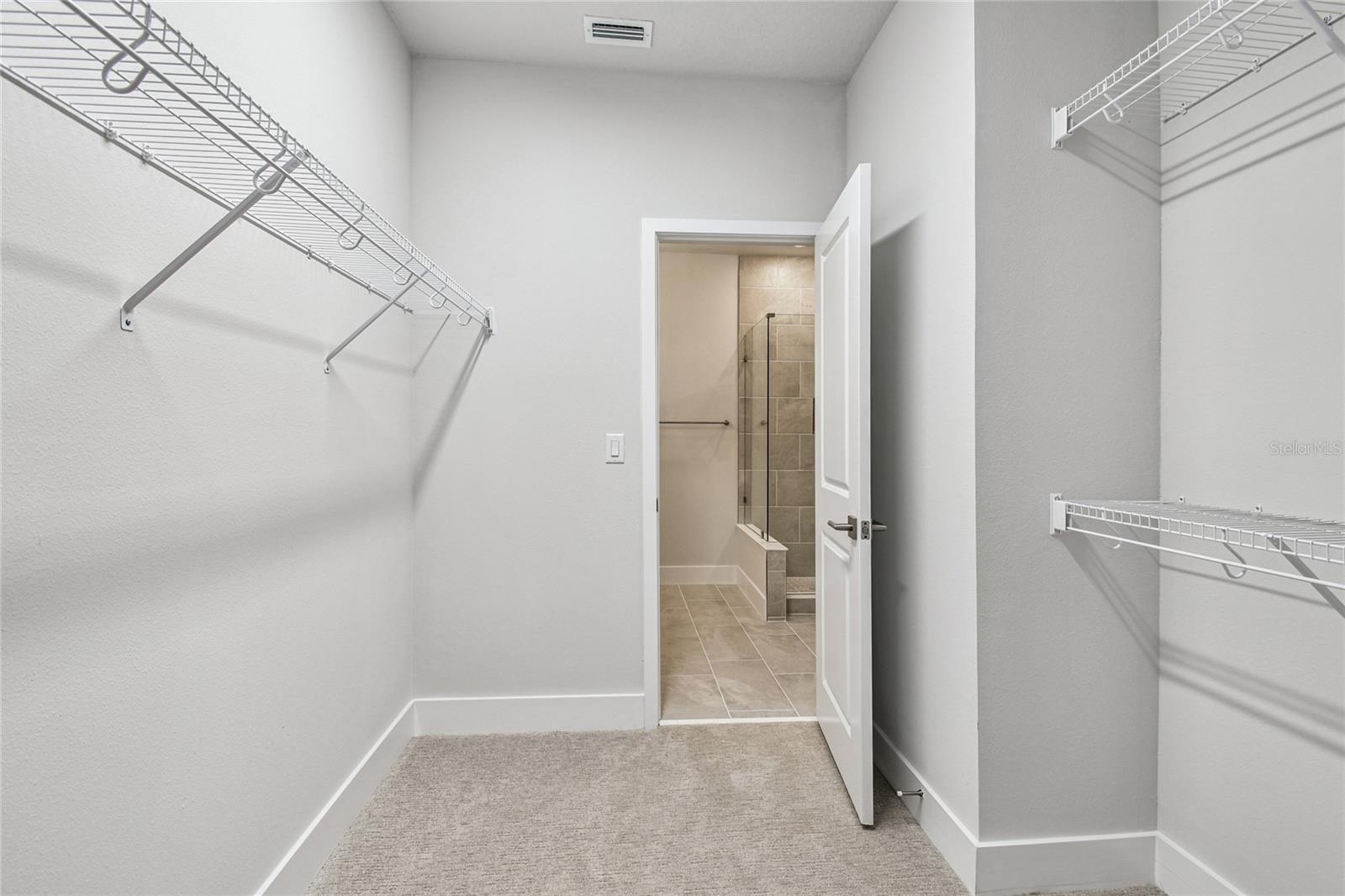 TB8476950 Property Photo