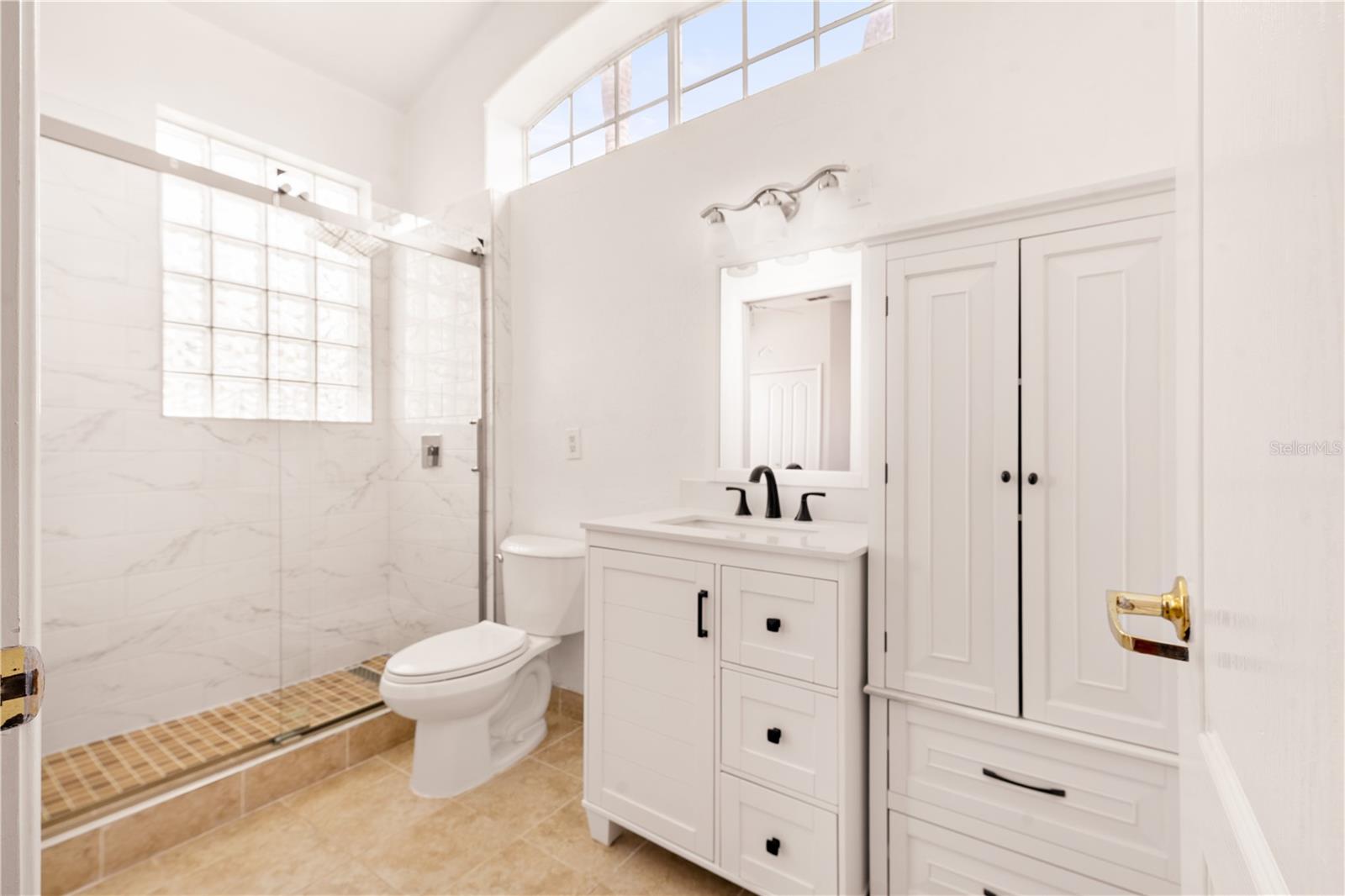 8022 CANYON LAKE CIR, ORLANDO, FL, 32835