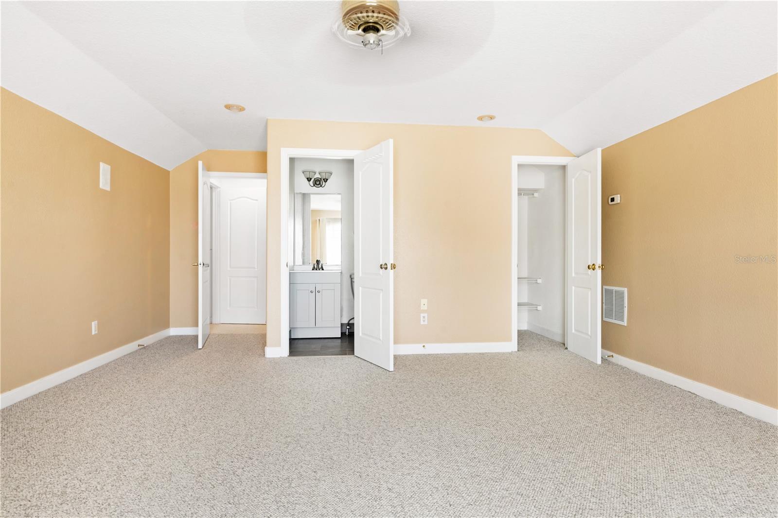 8022 CANYON LAKE CIR, ORLANDO, FL, 32835