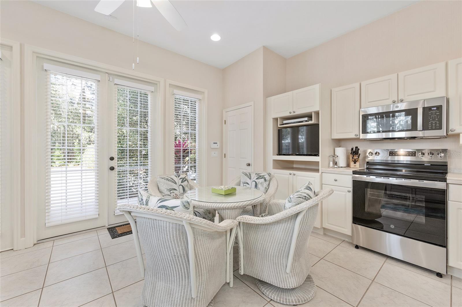 715 SEMINOLE RIDGE RD #1, MELROSE, FL, 32666