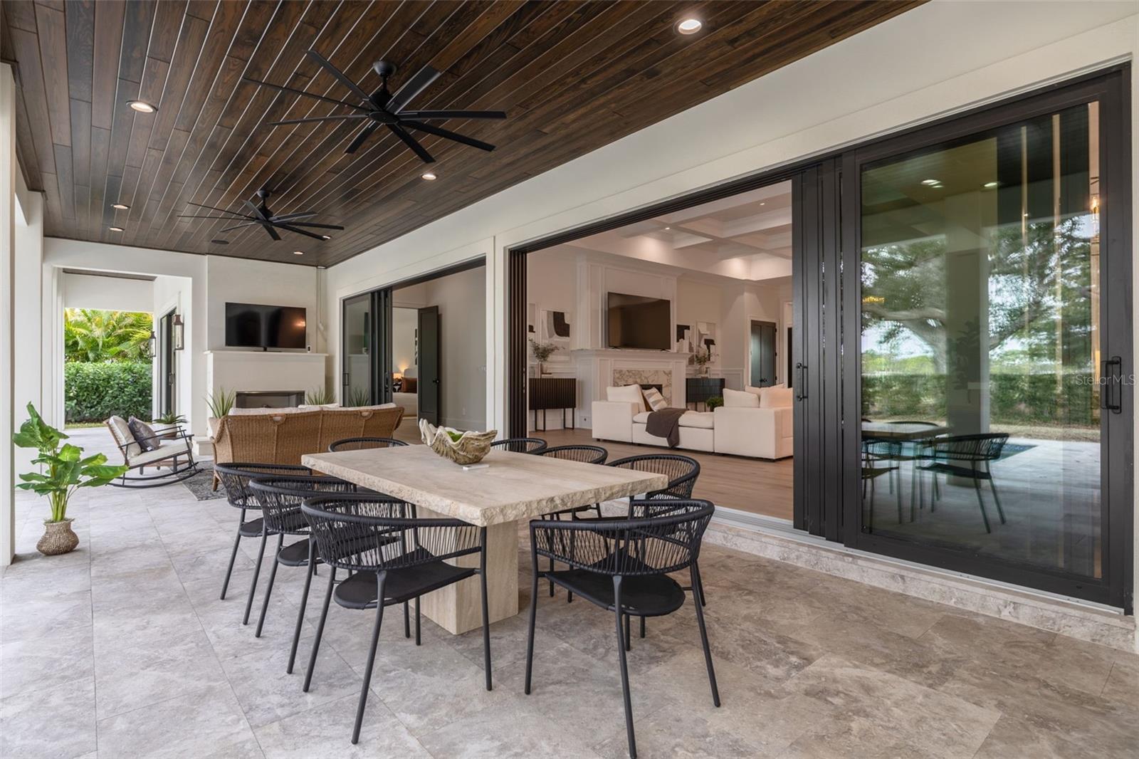 TB8476983 Property Photo