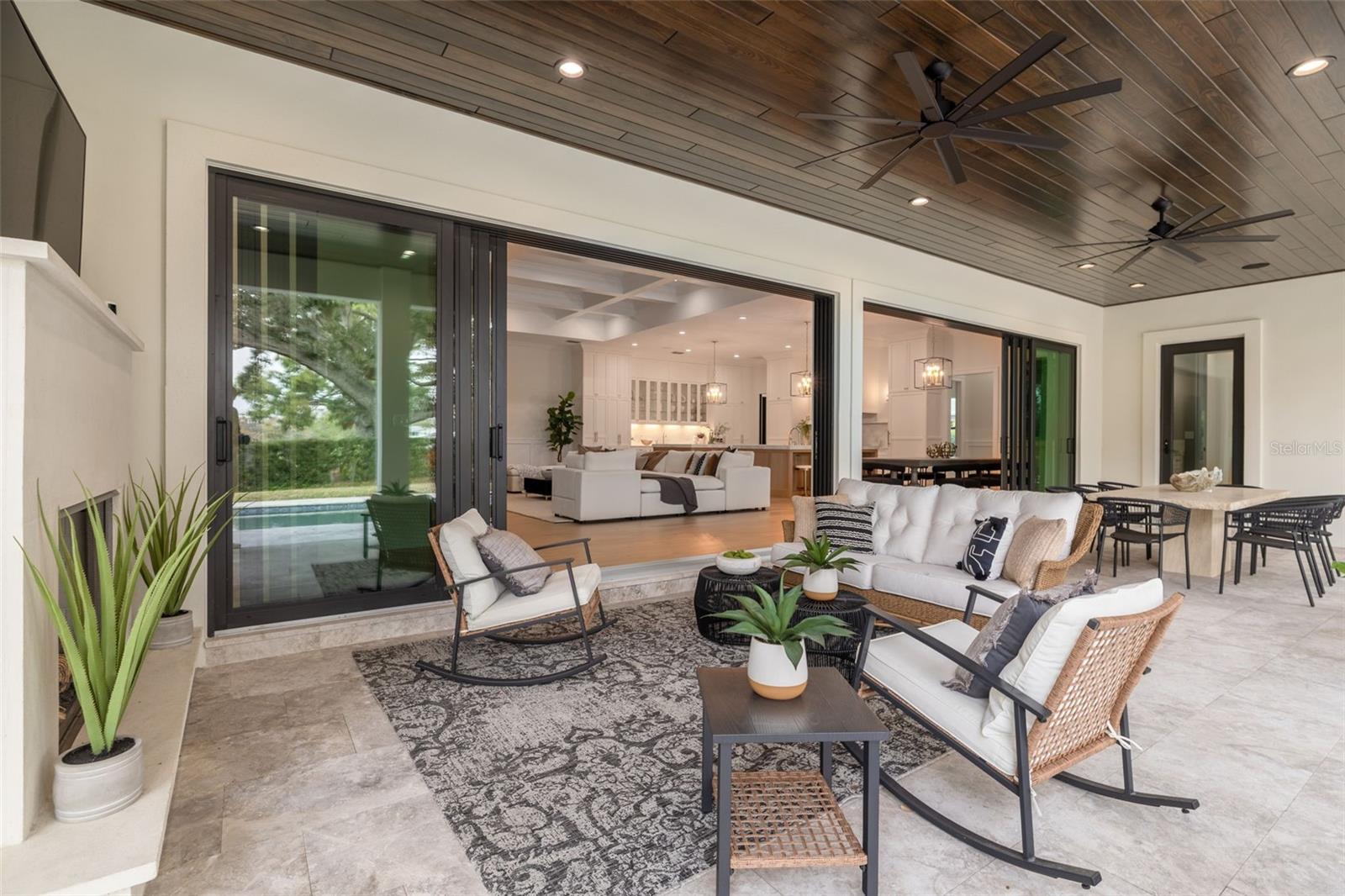 TB8476983 Property Photo